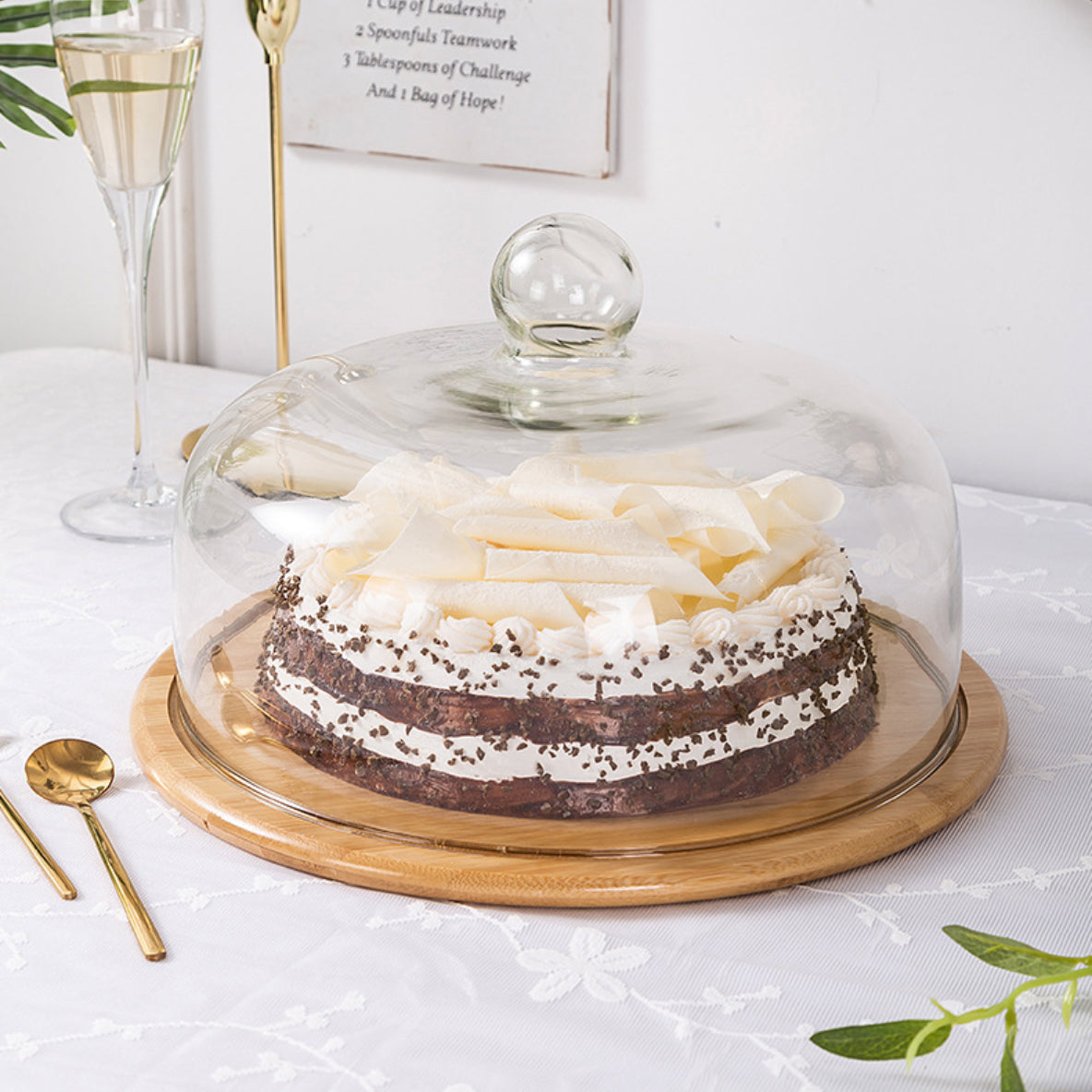 Cloche plate Nestasia