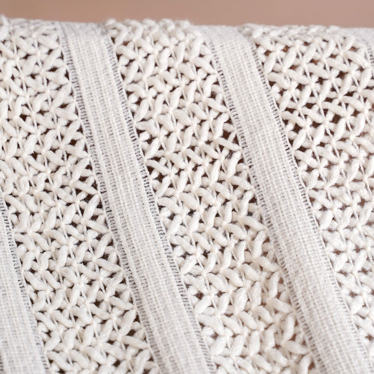 Cloud Nine Throw Blanket White Nestasia
