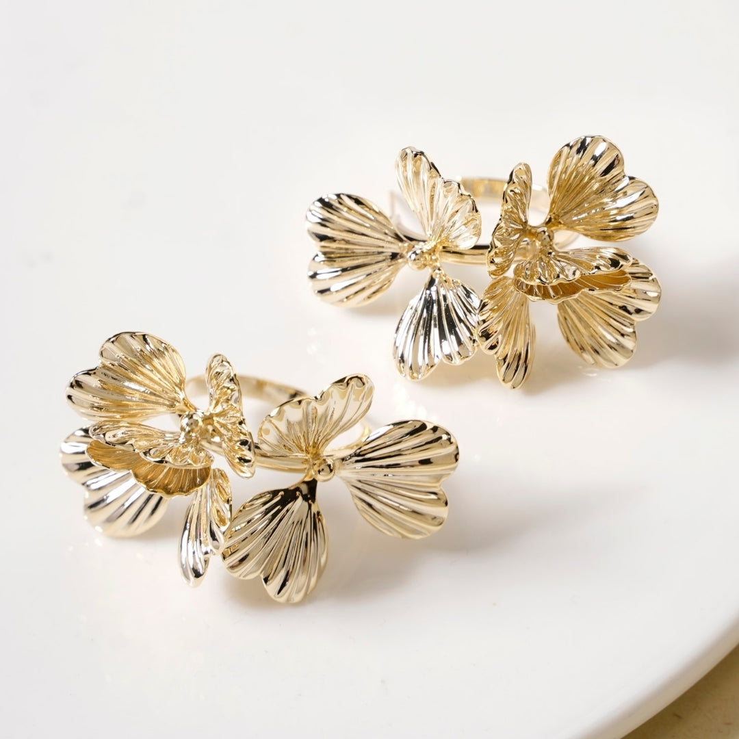 Clover Hoops Gold Nestasia