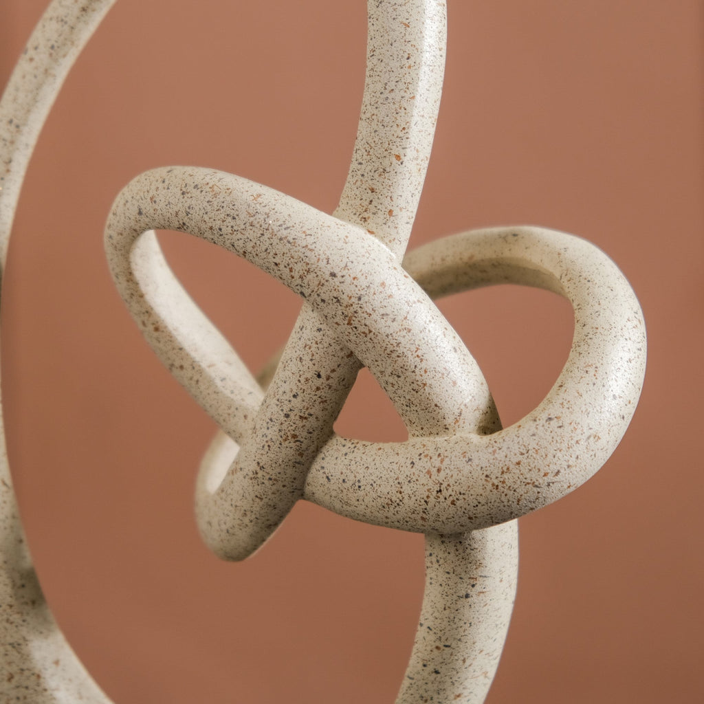 Contemporary Nordic Showpiece Nestasia