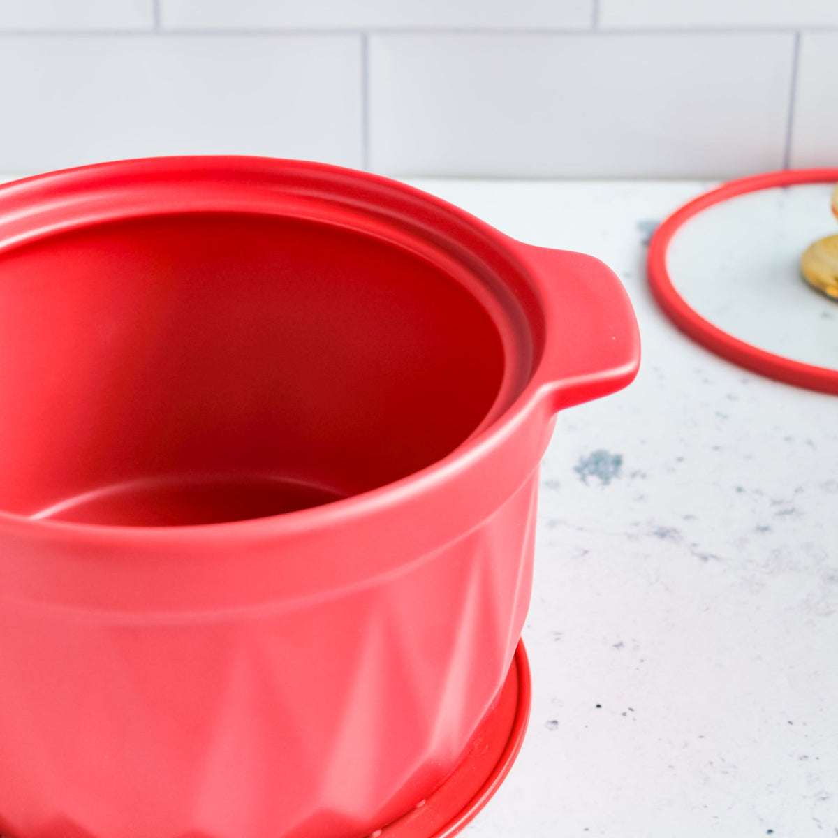 Cooking Pot with Lid Nestasia