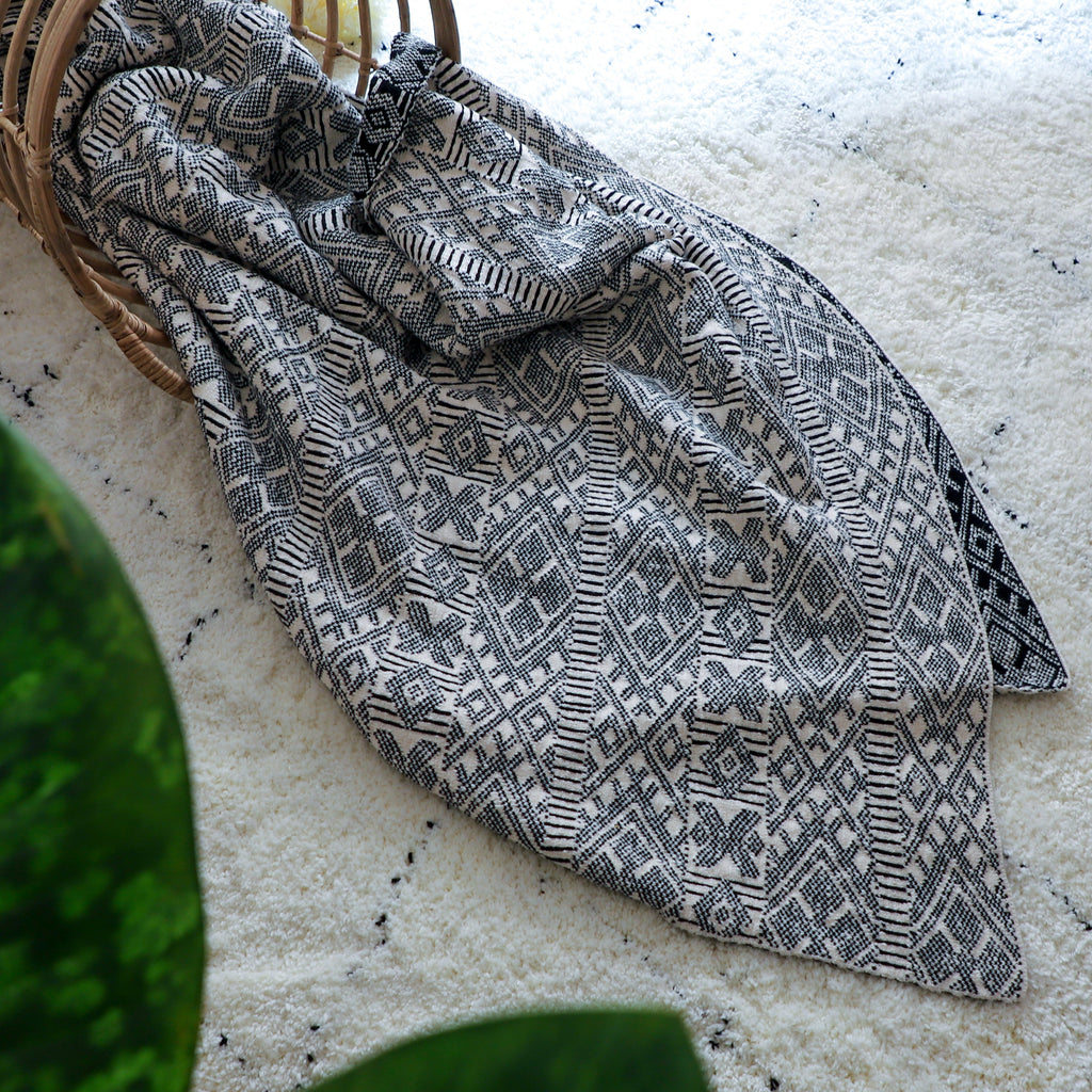 Cotton Throw Patterned Nestasia