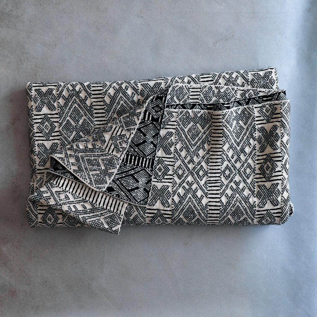 Cotton Throw Patterned Nestasia