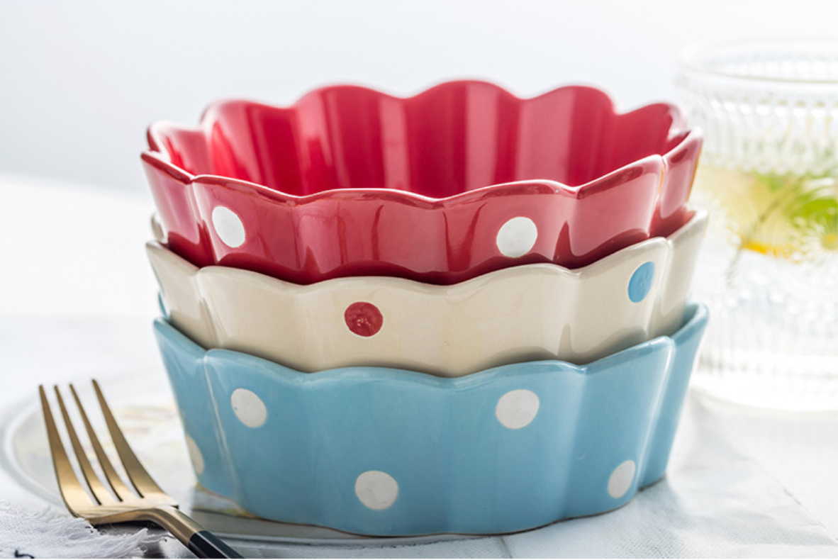 Dots Pie Dish Nestasia