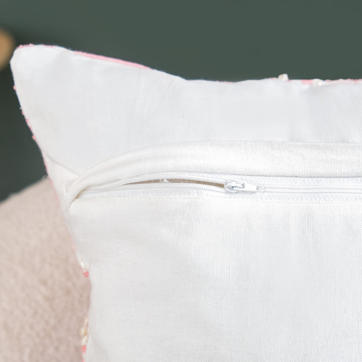 Soft Pink Embroidered Couch Cushion Cover 40x40 cm Nestasia