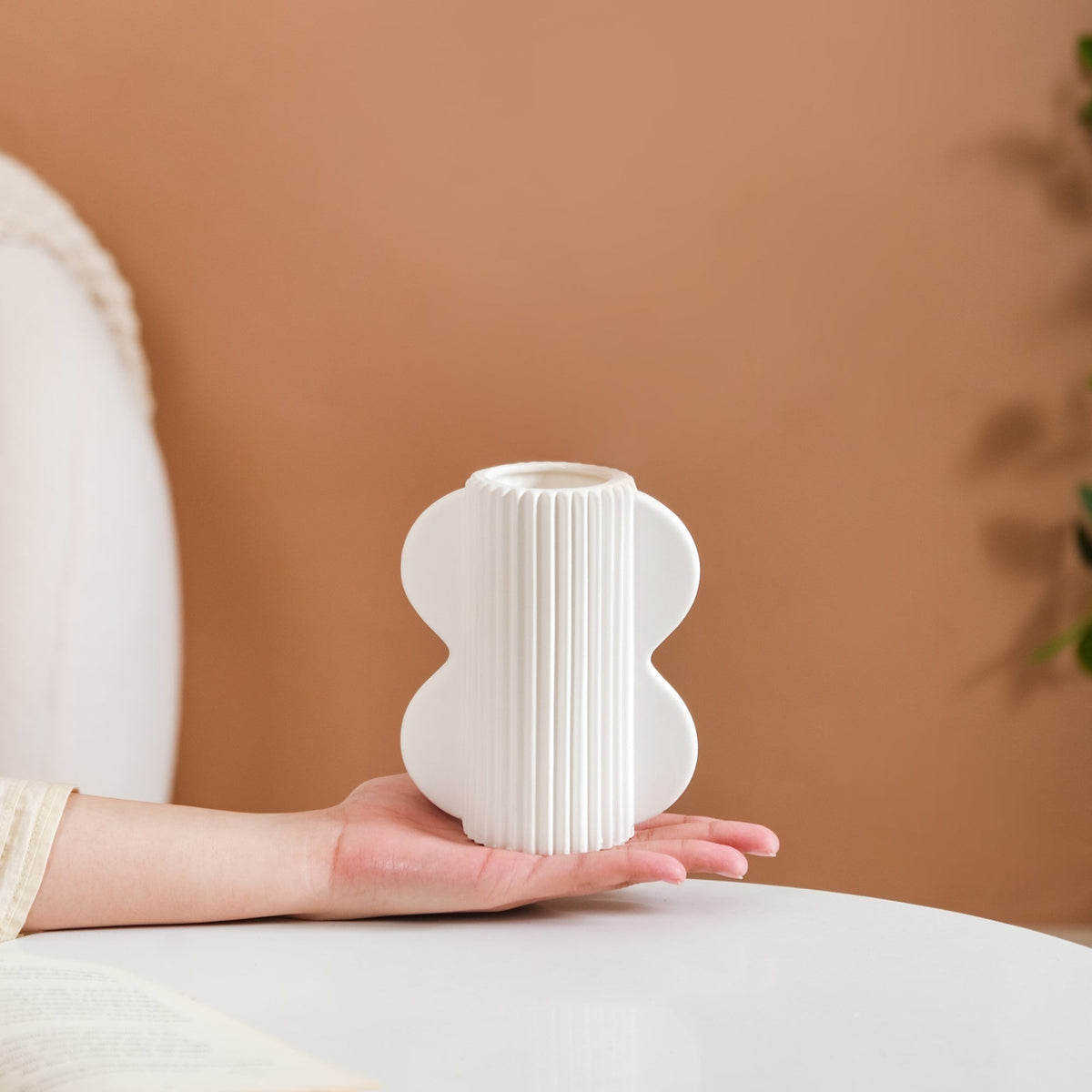 Mod Ceramic Vase With Ears Nestasia
