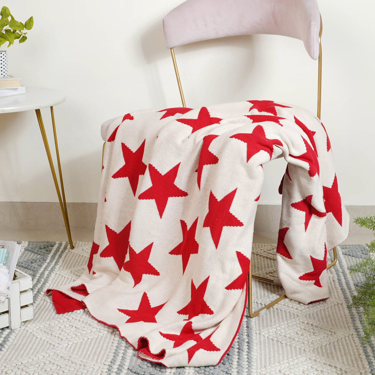Red Star Throw Nestasia
