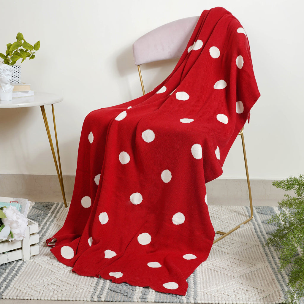 Red Throw Nestasia