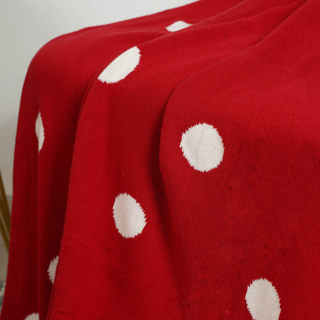Red Throw Nestasia
