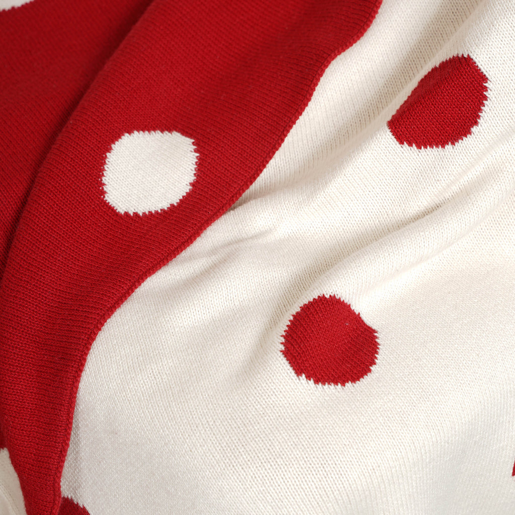 Red Throw Nestasia
