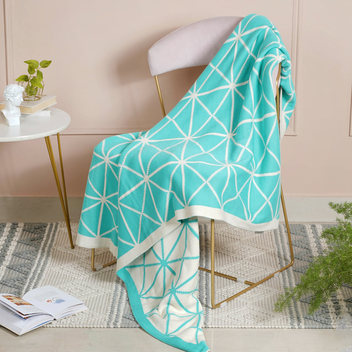 Blue and White Throw Nestasia