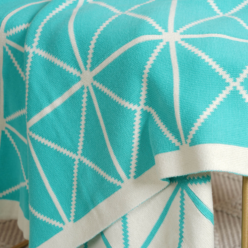 Blue and White Throw Nestasia