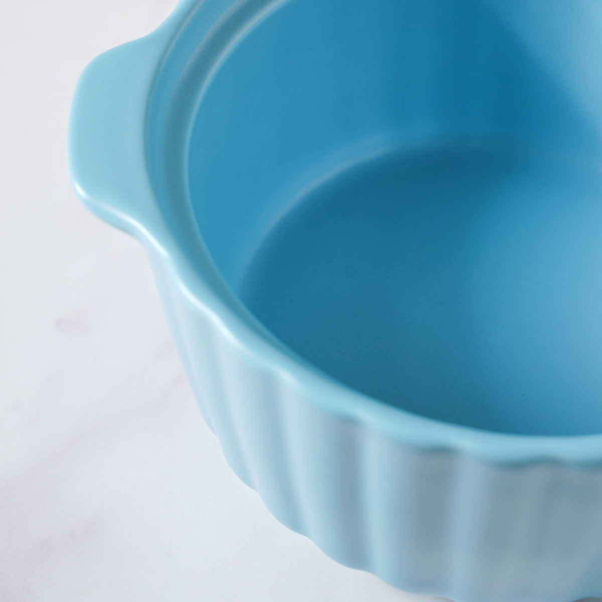 Bliss Blue Scalloped Pot With Lid 8 Inch Nestasia