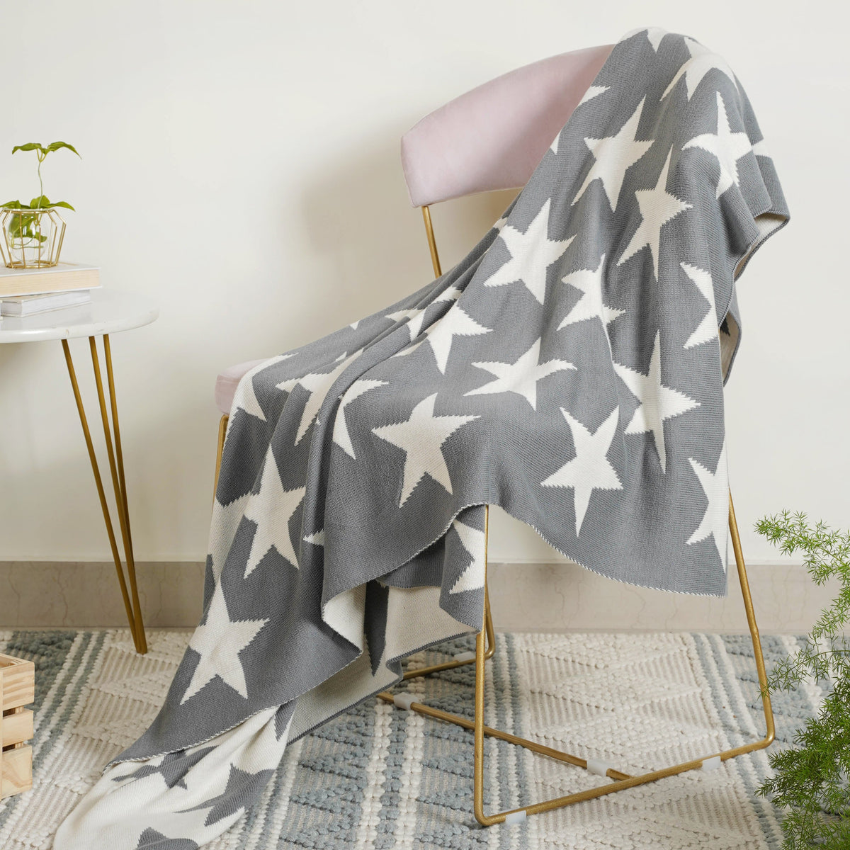 Grey Star Throw Nestasia