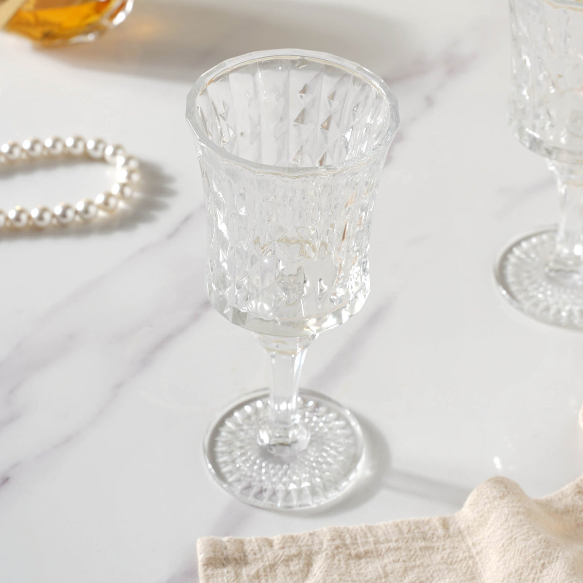 White Wine Glass Set of 2 Nestasia