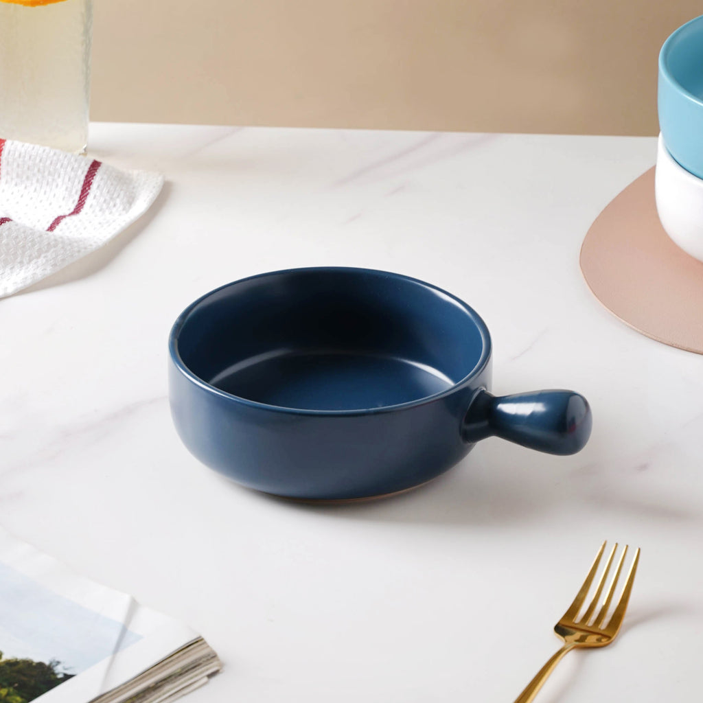 Wave Blue Baking Pan With Handle Nestasia