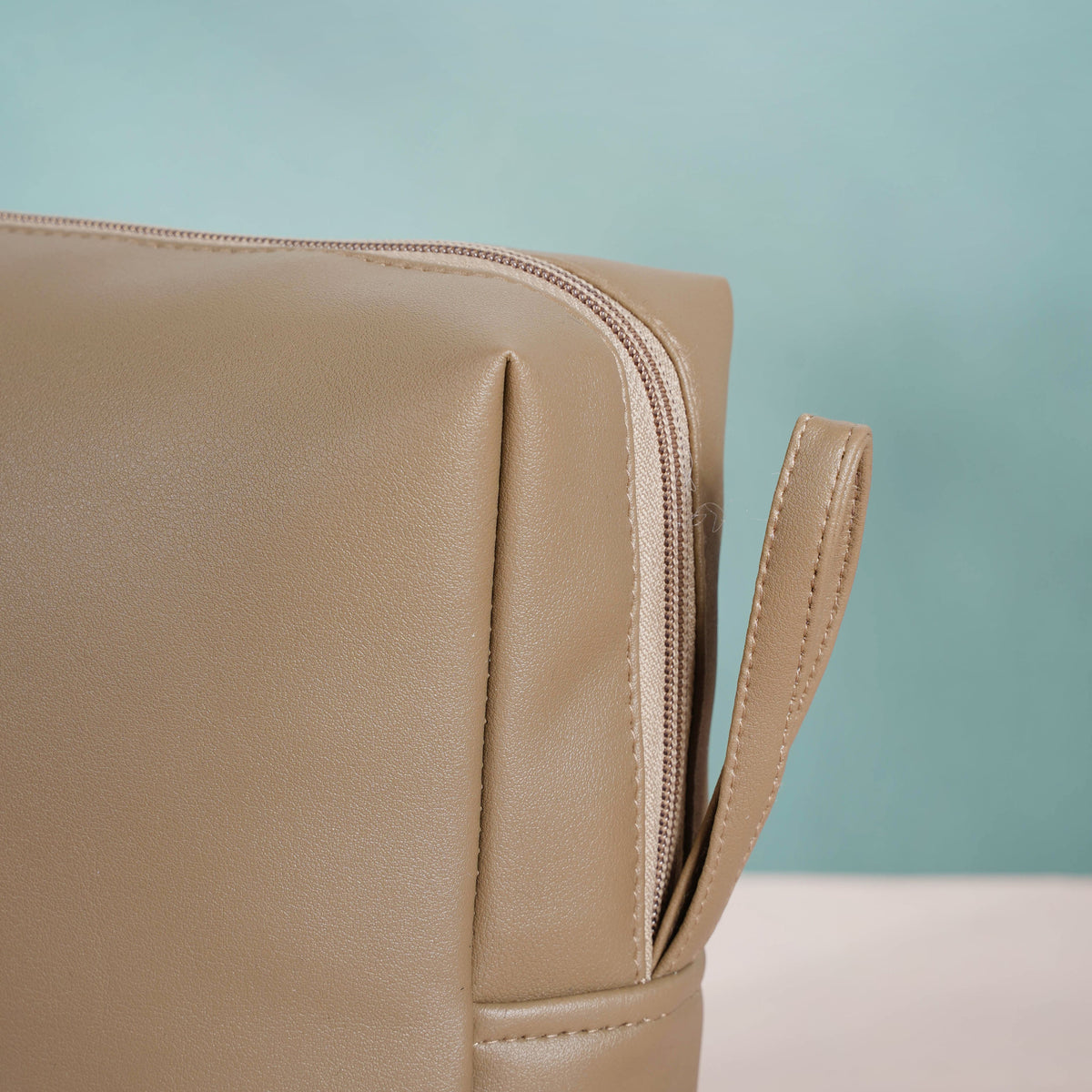 Beige Travel Kit Set of 4 Nestasia