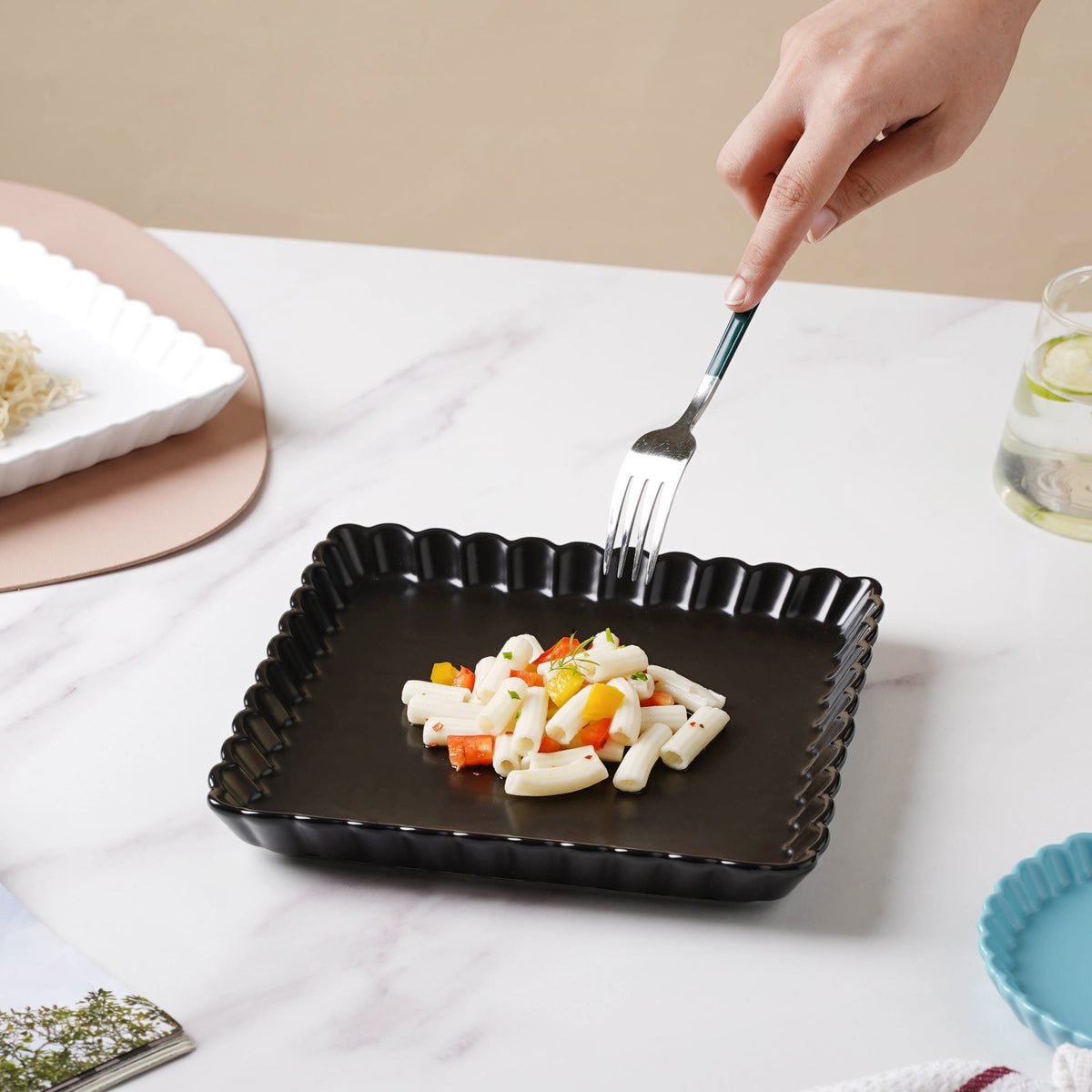 Black Berry Square Baking Tray 8 Inch Nestasia