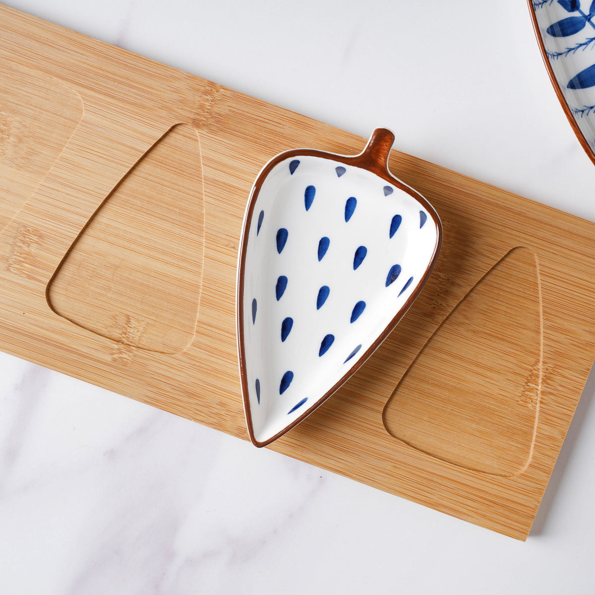 Leaf Platter Nestasia