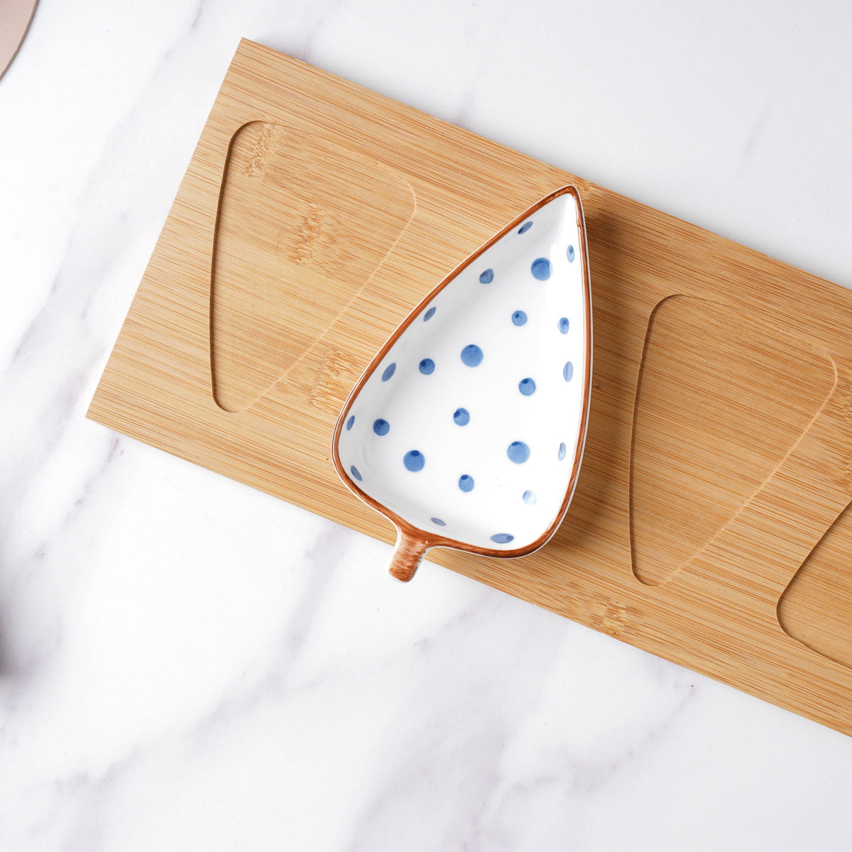 Leaf Platter Nestasia