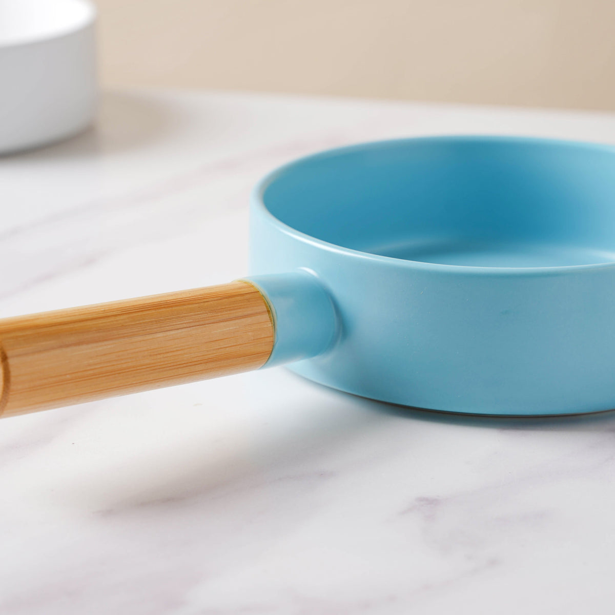 Blue Muffin Baking Pan With Handle Nestasia