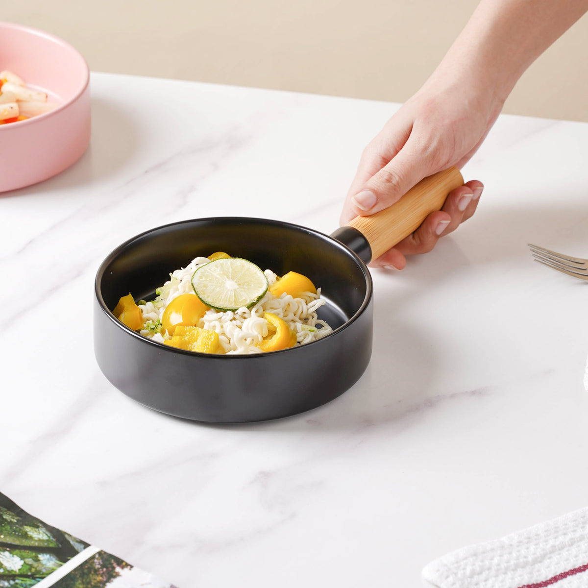 Black Berry Baking Pan With Handle Nestasia