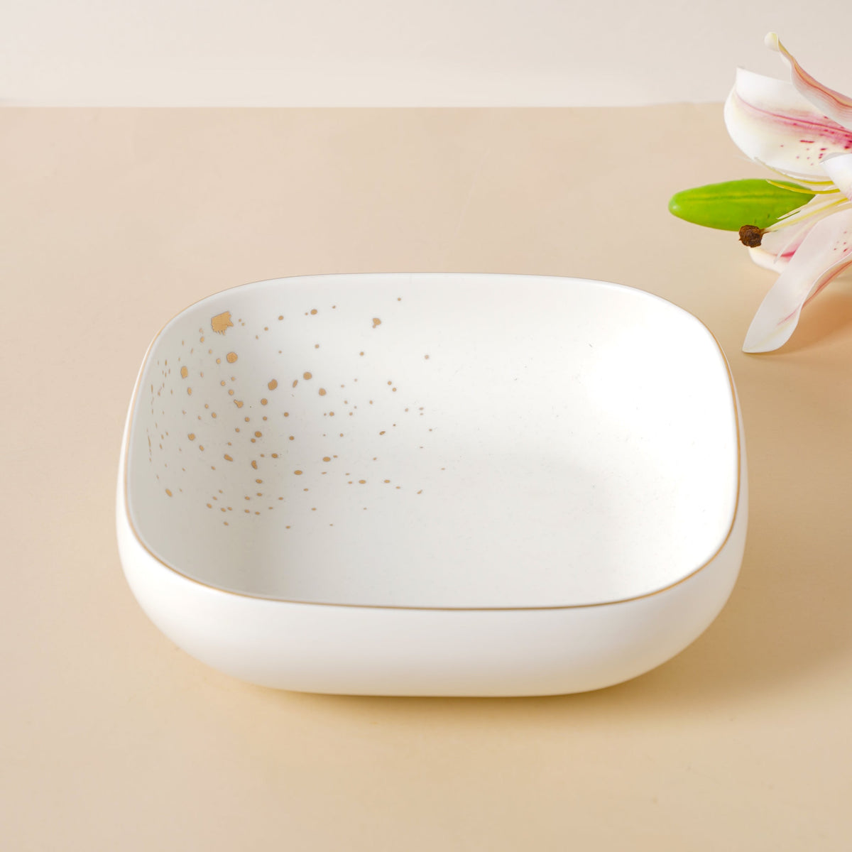Cara White Square Serving Bowl Nestasia
