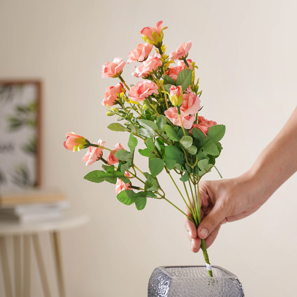 Peach-pink Artificial Roses Nestasia
