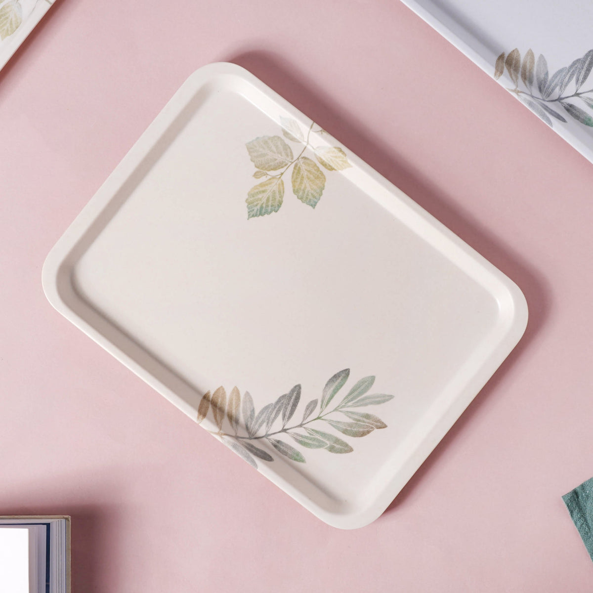 Large Rectangular Tray With Leaves Nestasia