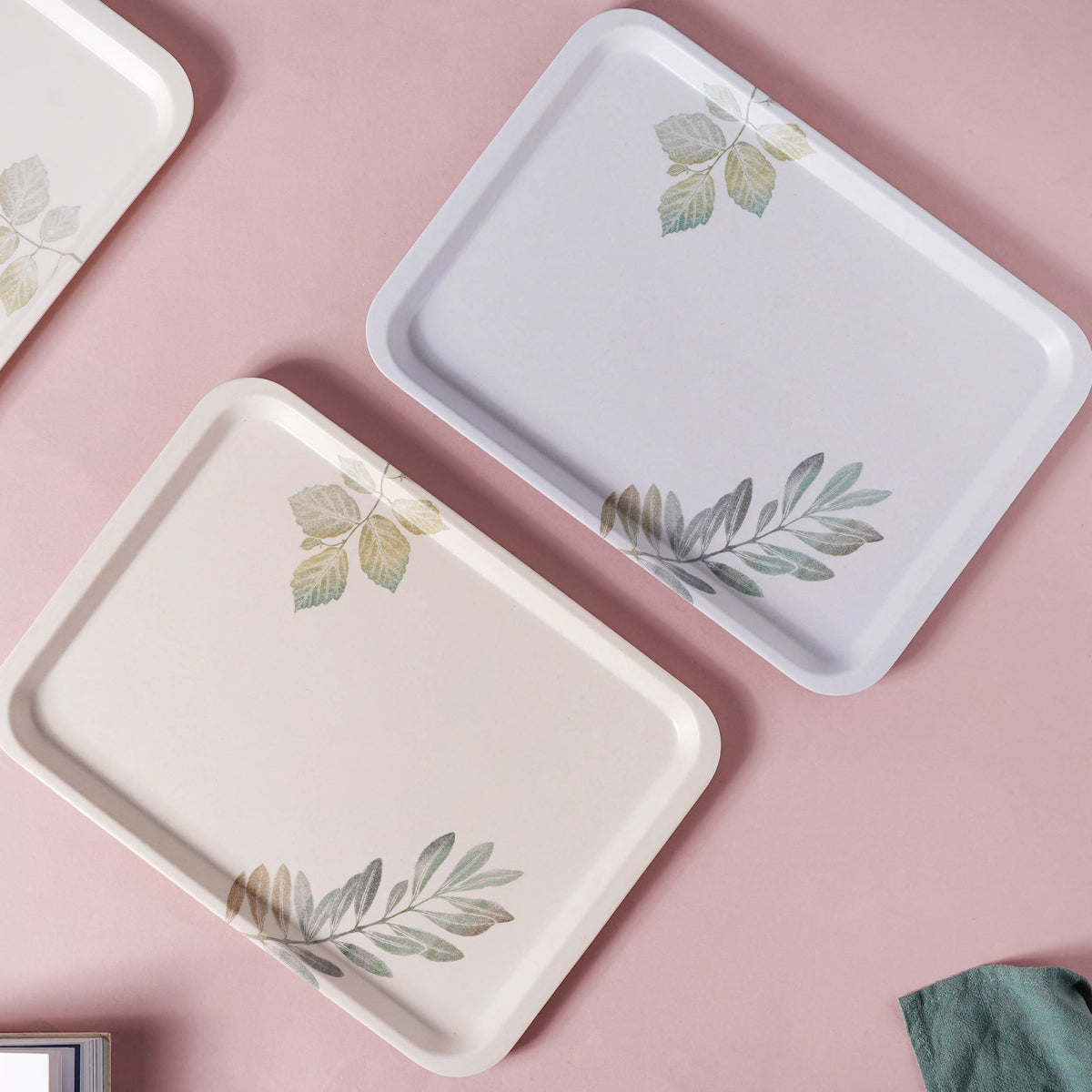 Large Rectangular Tray With Leaves Nestasia