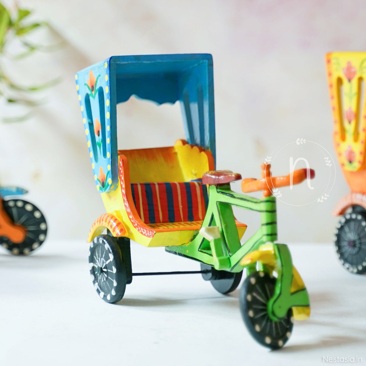 Wooden Rickshaw Nestasia