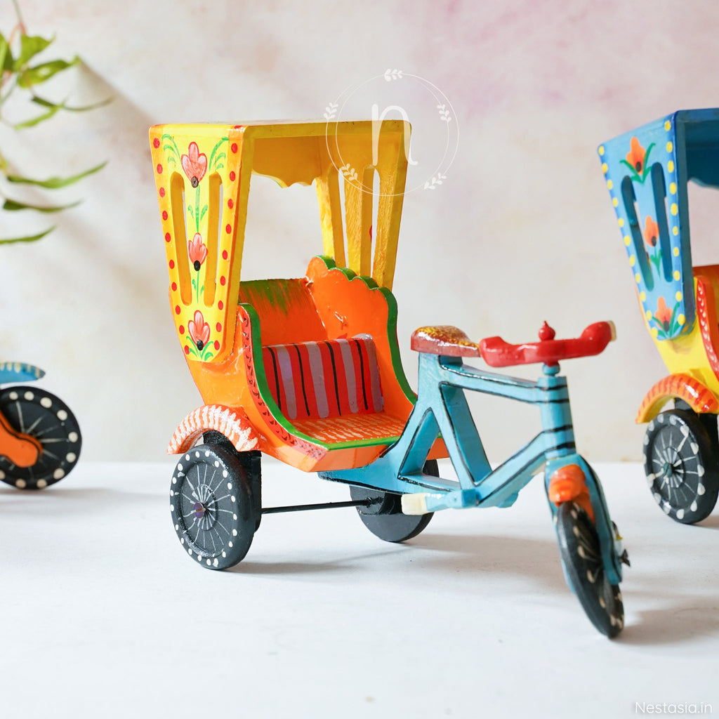 Wooden Rickshaw Nestasia