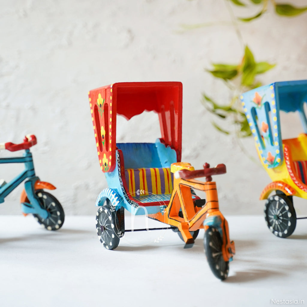 Wooden Rickshaw Nestasia