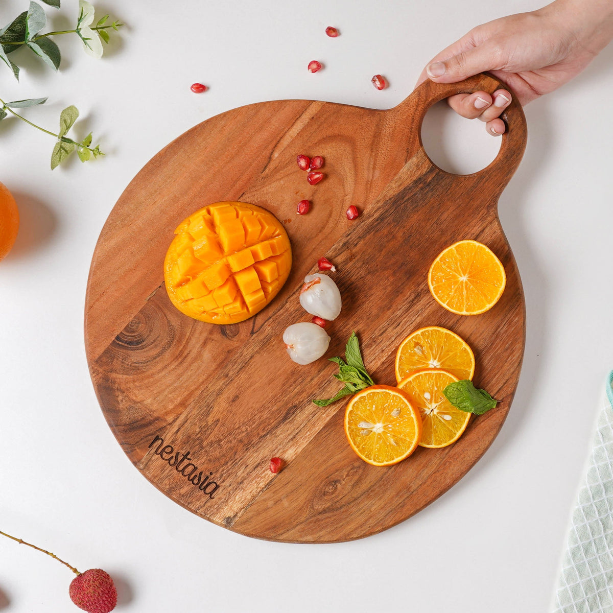 Farmhouse Round Wooden Platter 15 Inch Nestasia