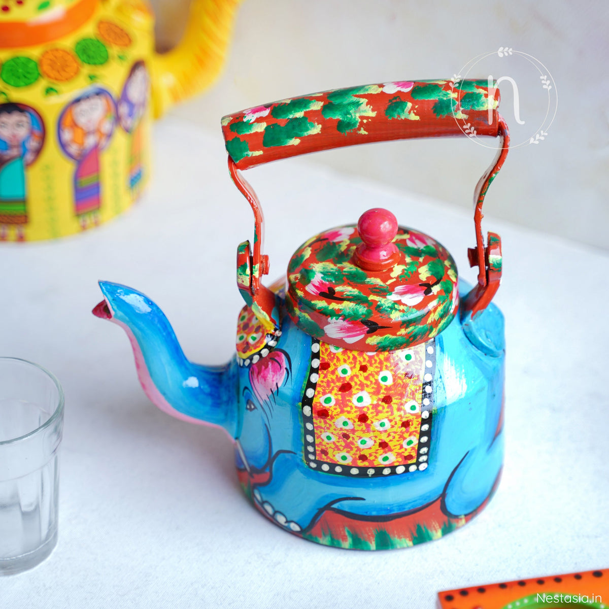 Colourful Kettle Nestasia