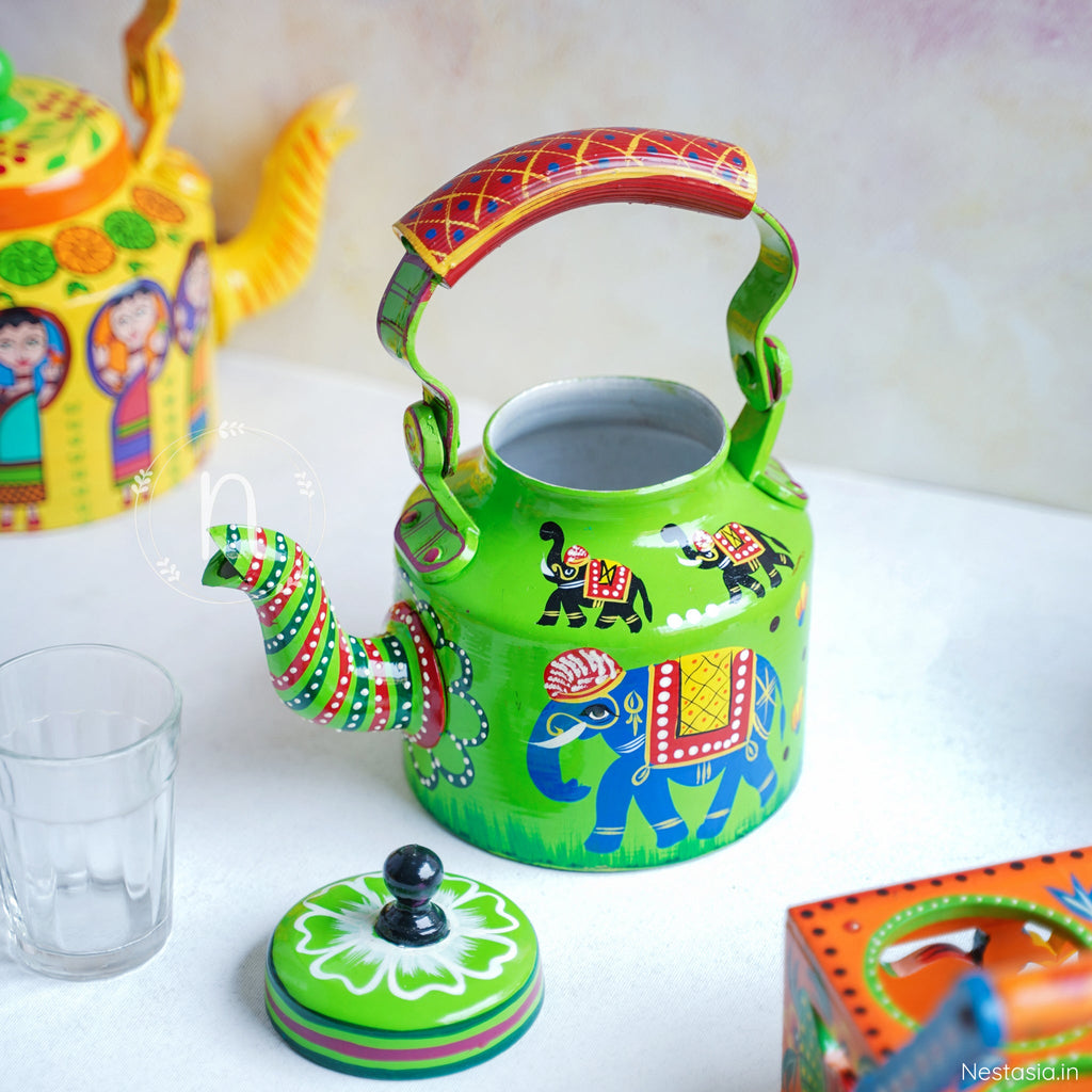 Colourful Kettle Nestasia