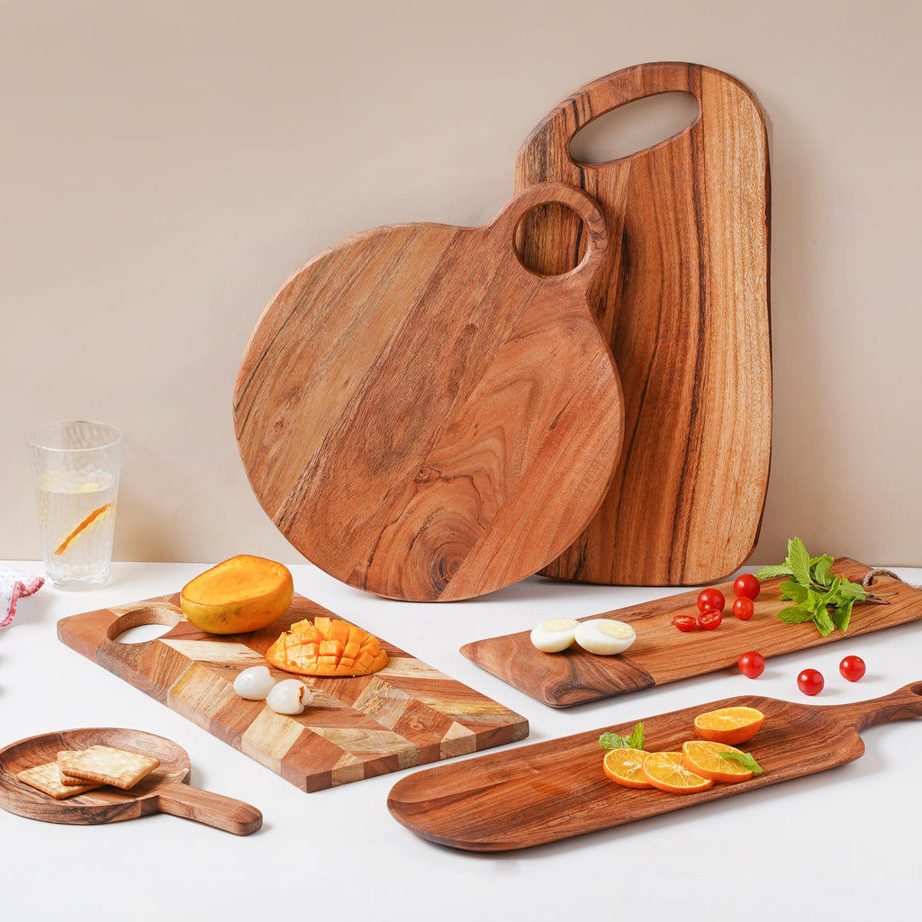 Farmhouse Round Wooden Platter 15 Inch Nestasia