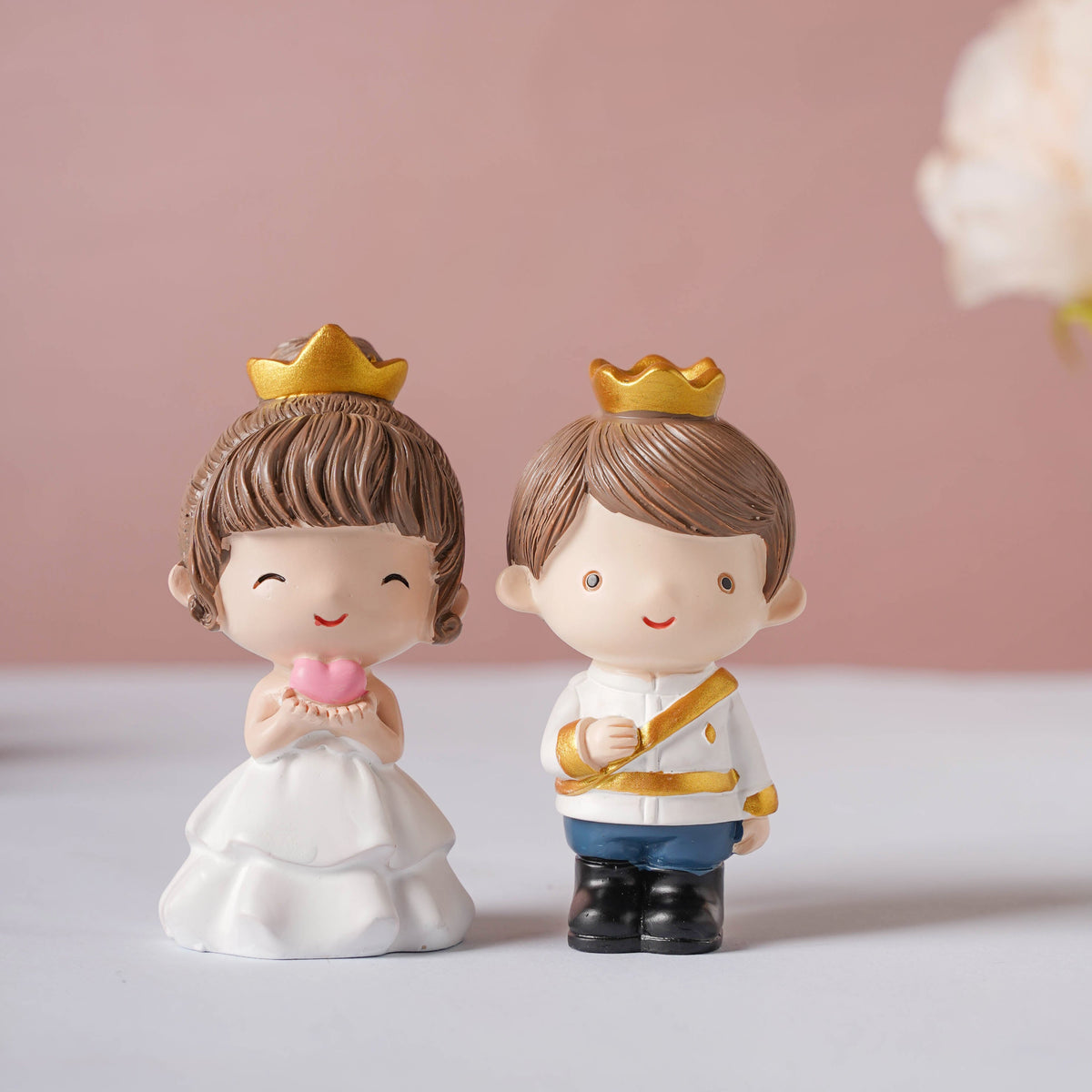 Wedding Couple Resin Showpiece Set Of 2 Nestasia