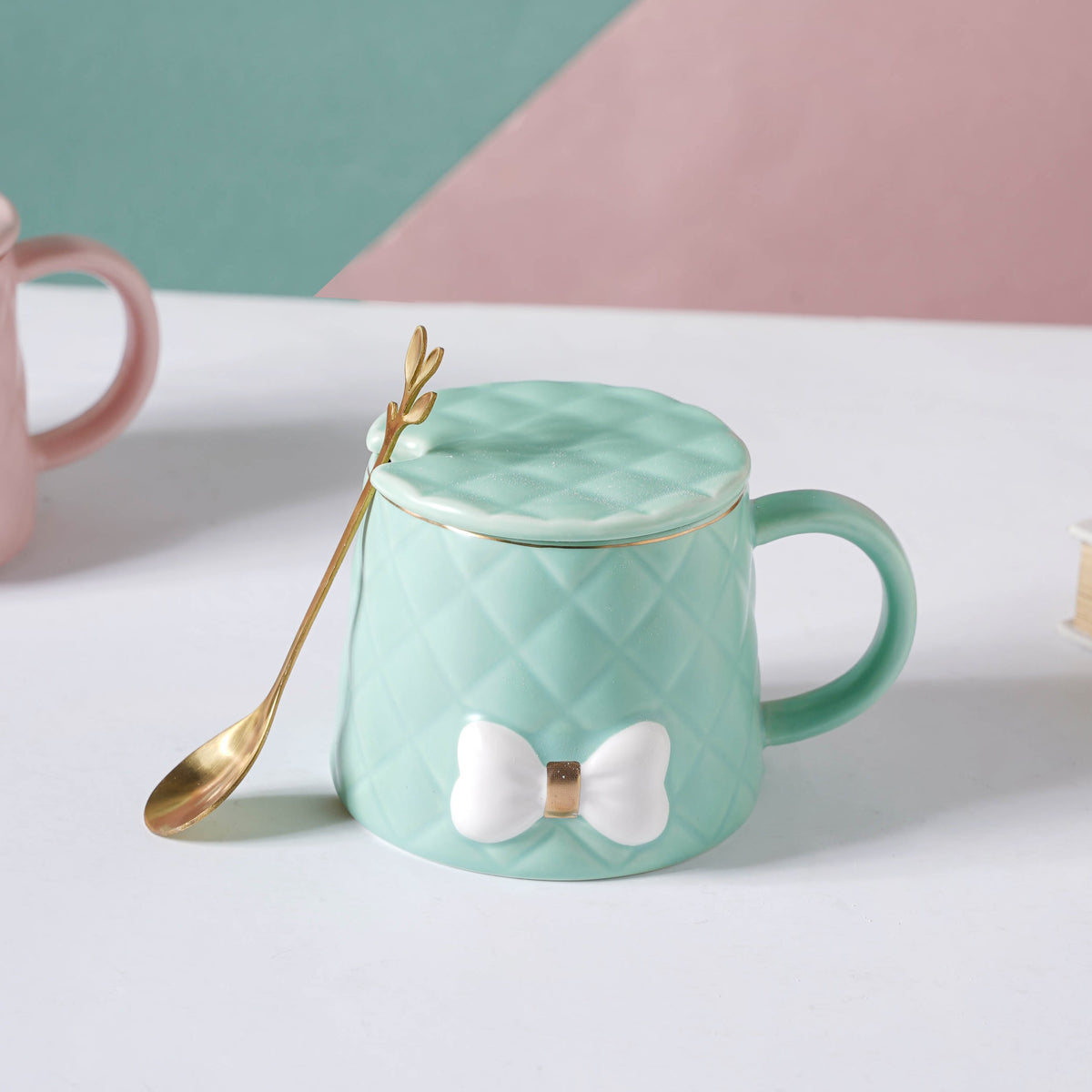 Textured Bow Cup Nestasia