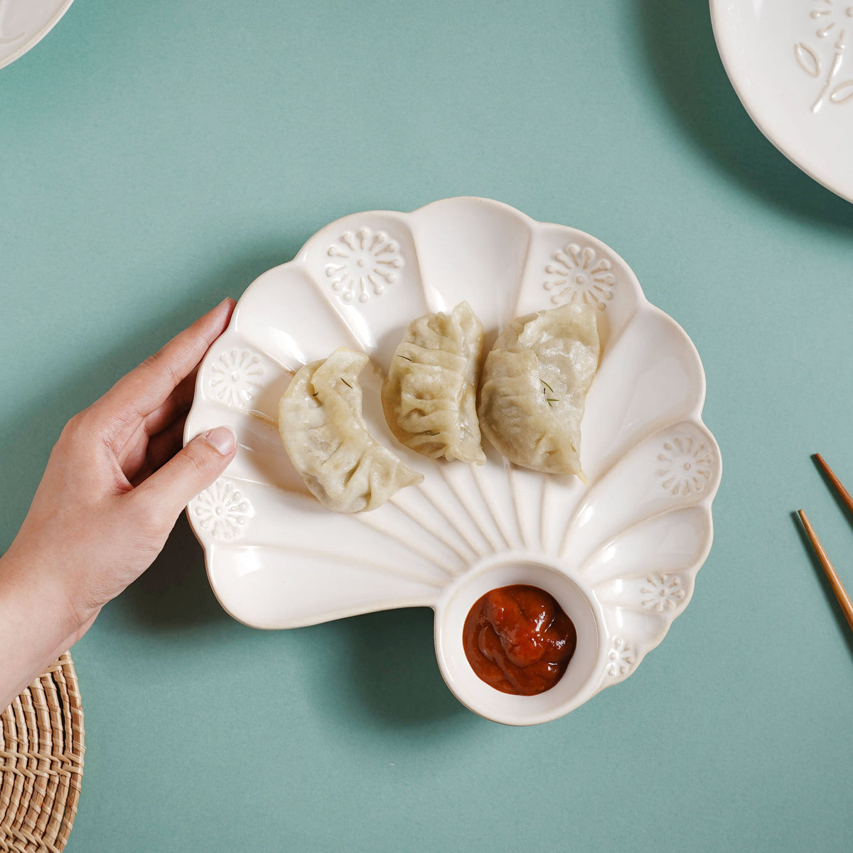 White Shell Ceramic Snack Plate 8 Inch Nestasia