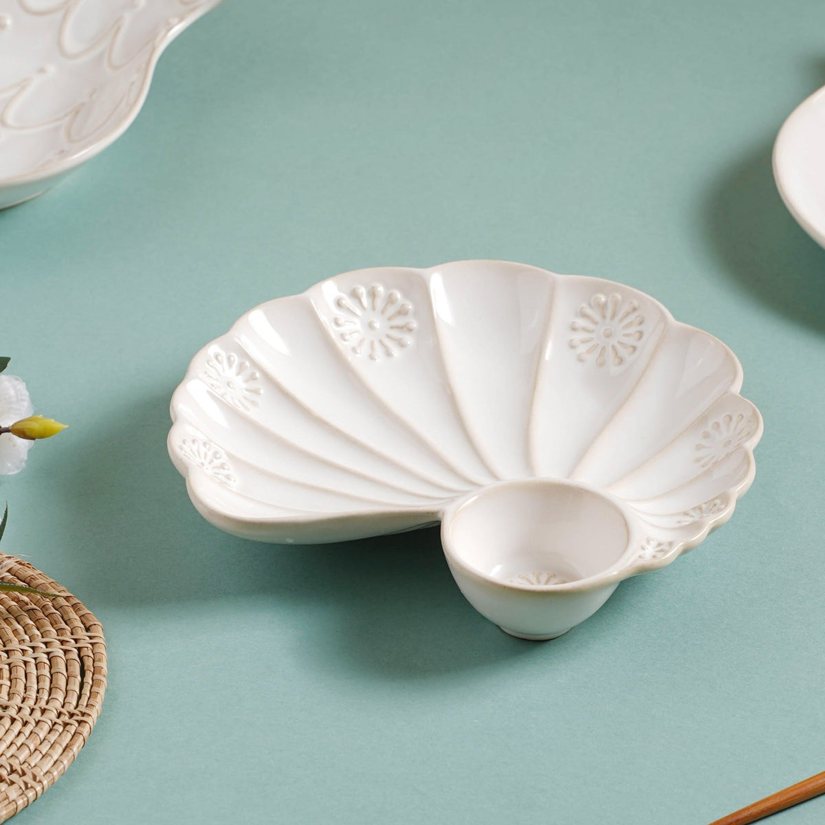 White Shell Ceramic Snack Plate 8 Inch Nestasia