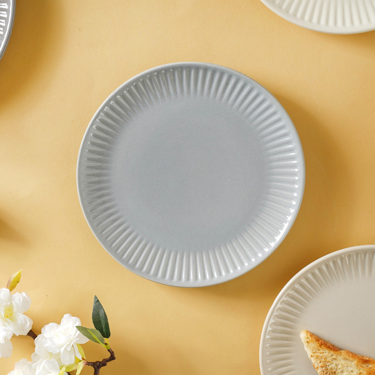 Snack Ceramic Plate 8 inch Nestasia