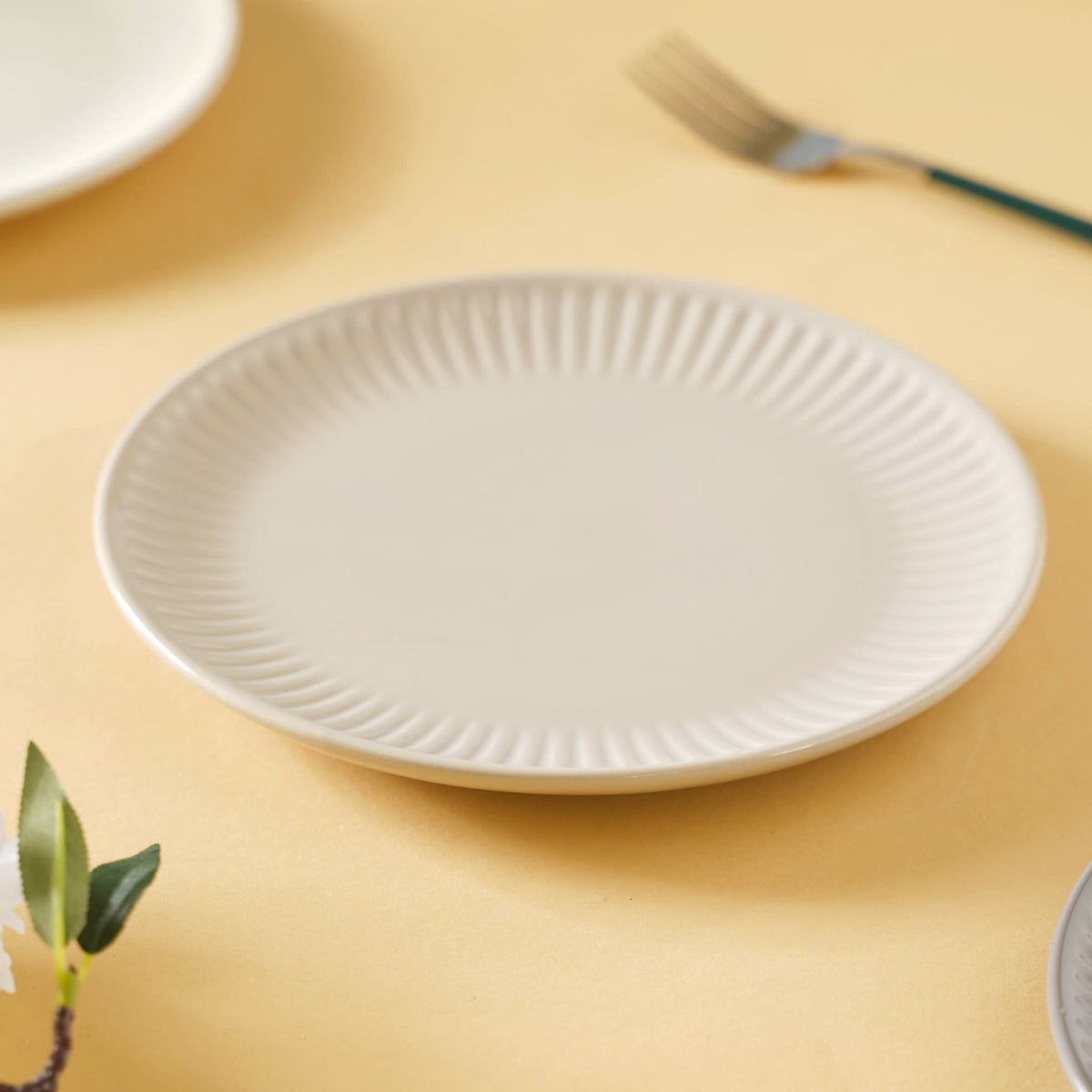Snack Ceramic Plate 8 inch Nestasia