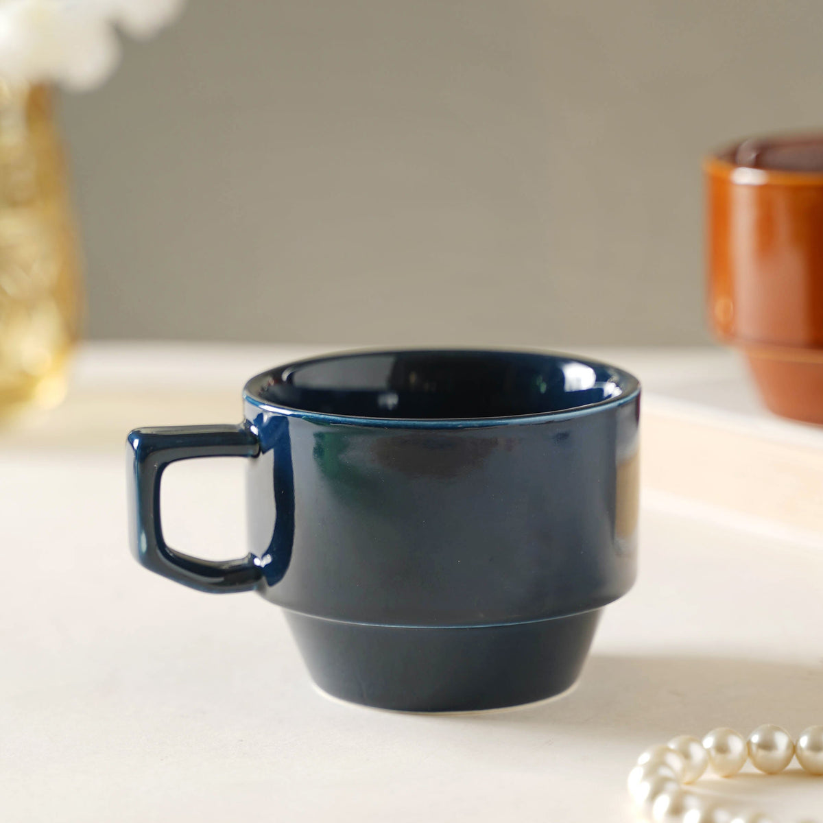 Round Tea-Cup Nestasia