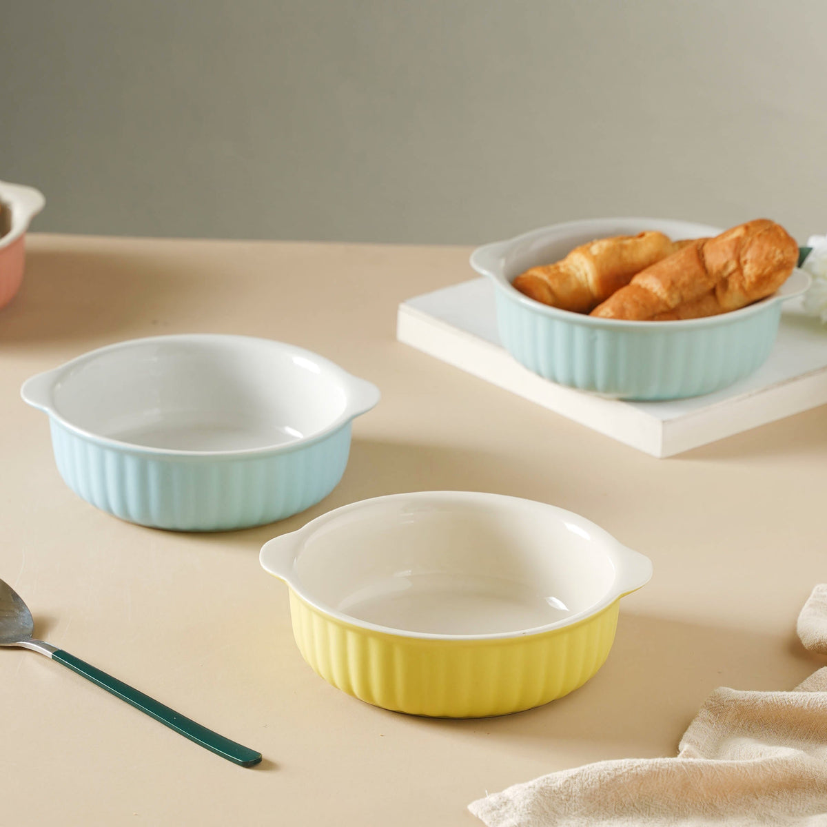 Ceramic Pastel Dish Nestasia