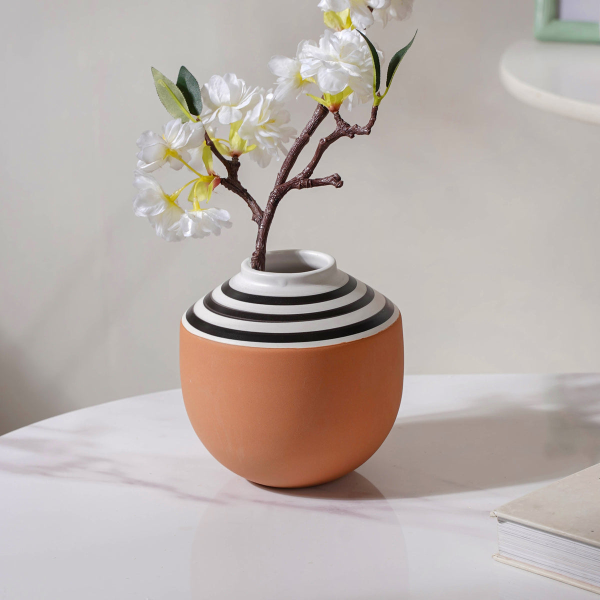 Eclectic Flower Vase Nestasia
