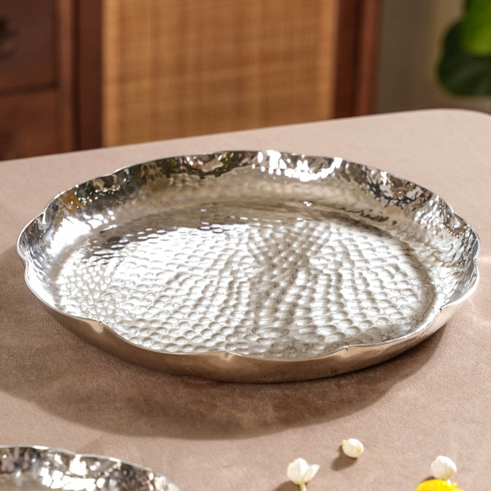 Silver Urli Tray With Flower Shape Set Of 2 Nestasia