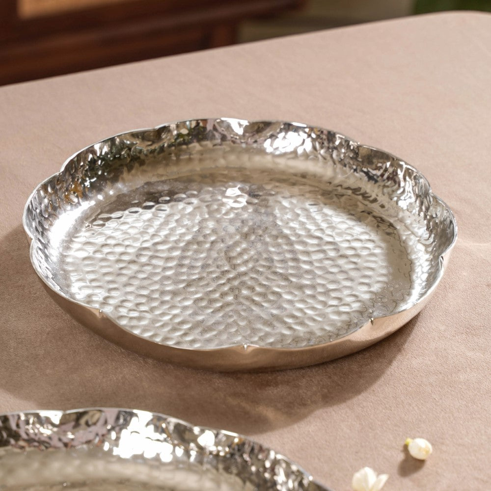 Silver Urli Tray With Flower Shape Set Of 2 Nestasia