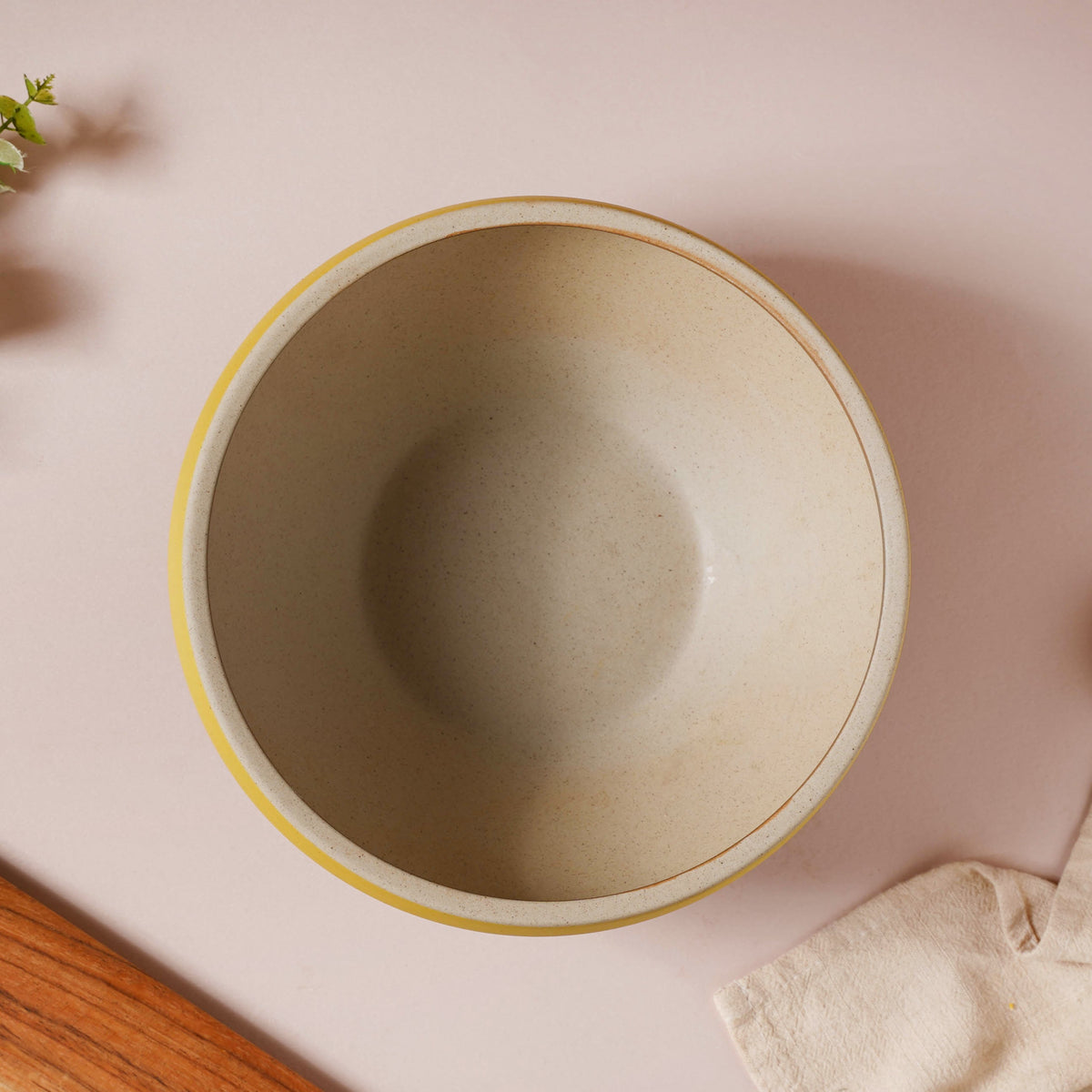 Soboku Grey And Yellow Large Serving Bowl 7.5 Inch 1.3 L Nestasia
