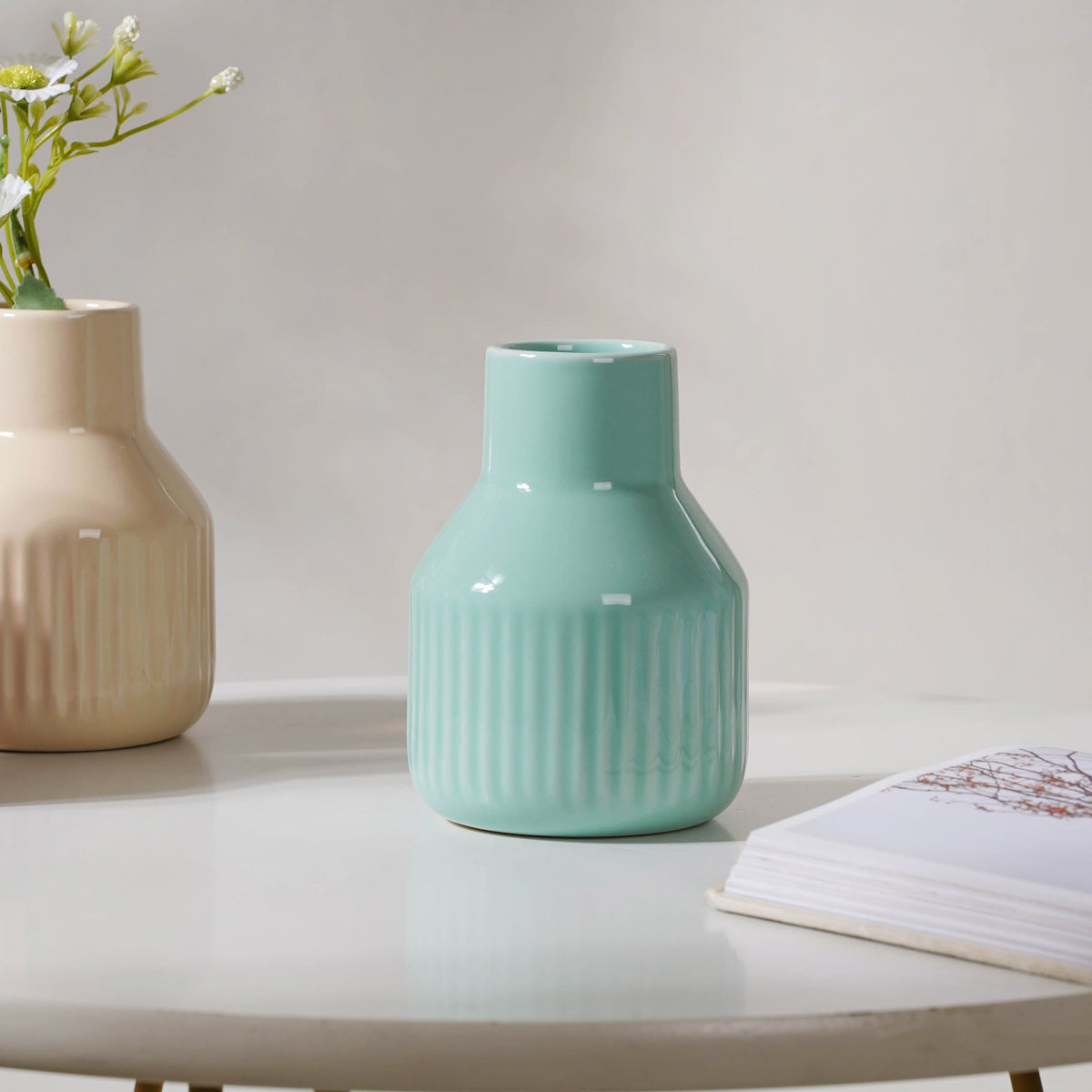 Glossy Decorative Flower Pot Nestasia